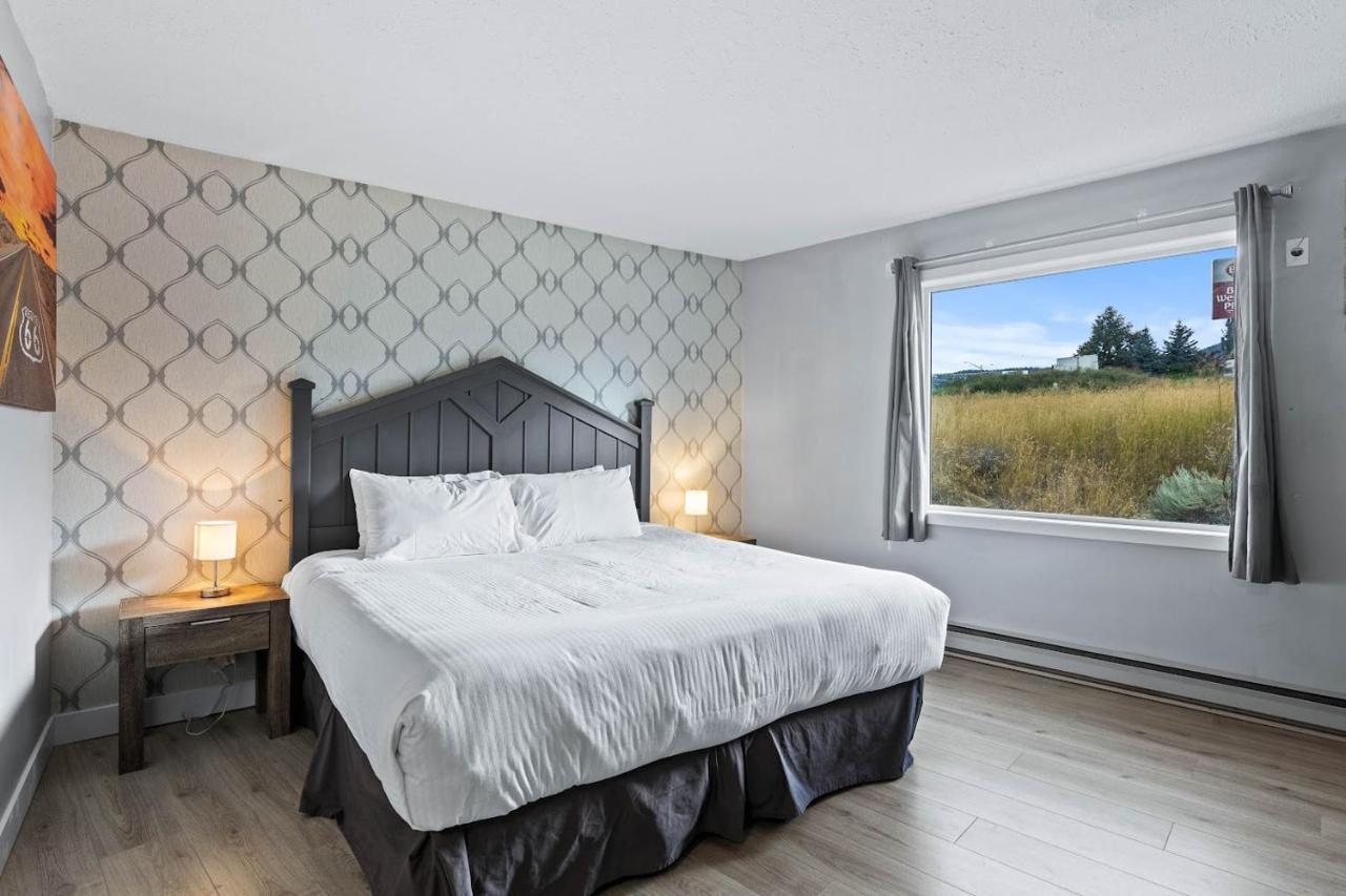 Deluxe King Room,1266460957:JPEG